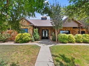 MLS #21362712 image #0