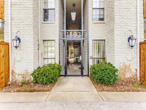 MLS #21303032 image #0