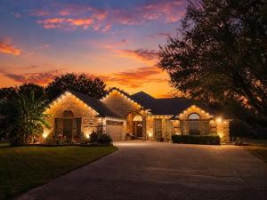MLS #21364645 image #0