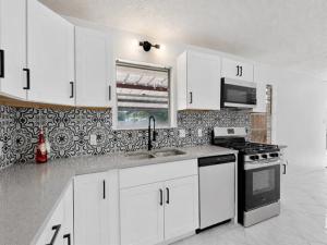 MLS #21365952 image #0