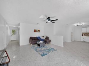 MLS #21365952 image #0