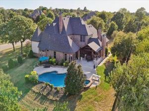 MLS #21366363 image #0