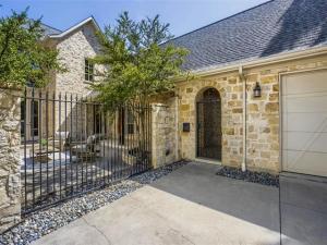 MLS #21367516 image #0