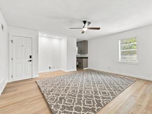 MLS #21370021 image #0