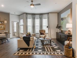 MLS #21371862 image #0