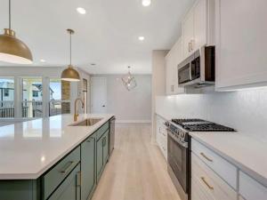 MLS #21376872 image #0