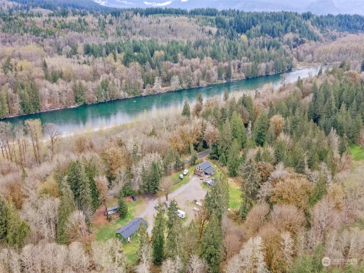 MLS #NWM2057623 image #0