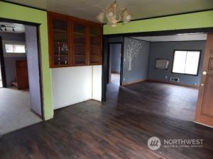 MLS #NWM2058375 image #0