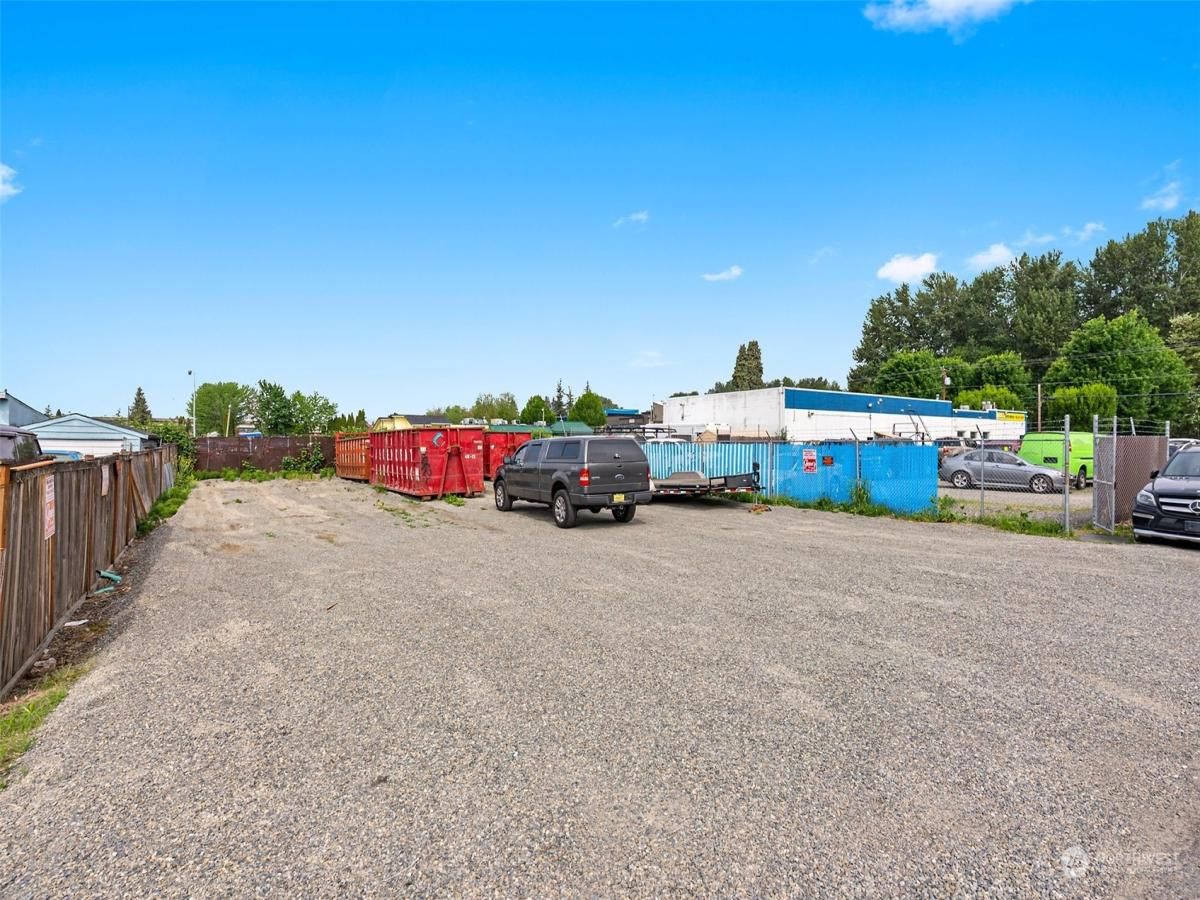 MLS #NWM2072490 image #0