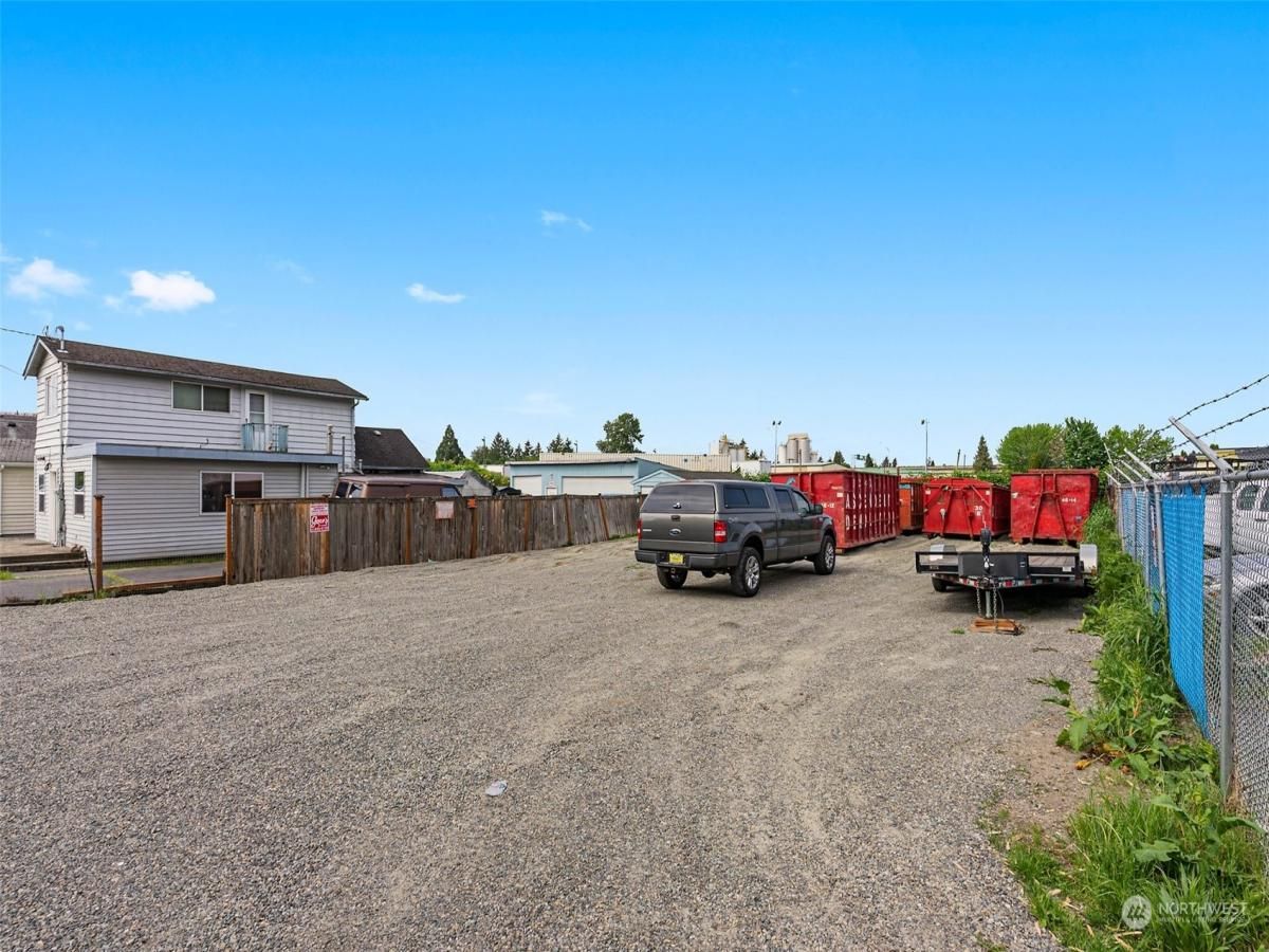 MLS #NWM2072490 image #1