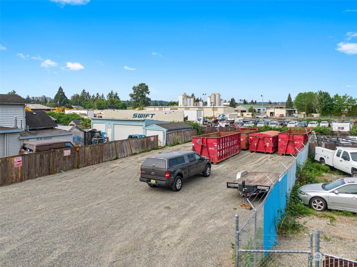 MLS #NWM2072490 image #2