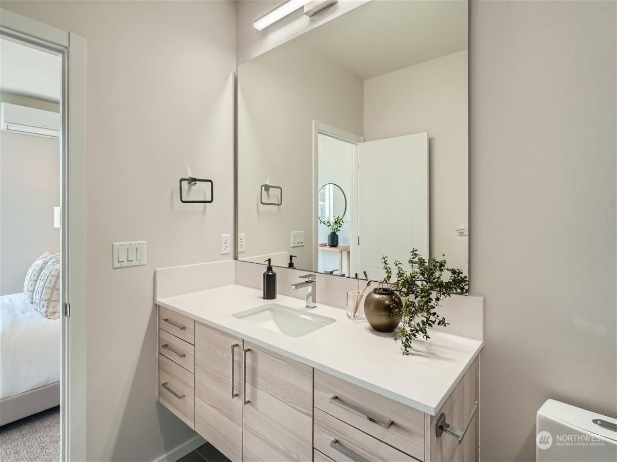 MLS #NWM2145986 image #16