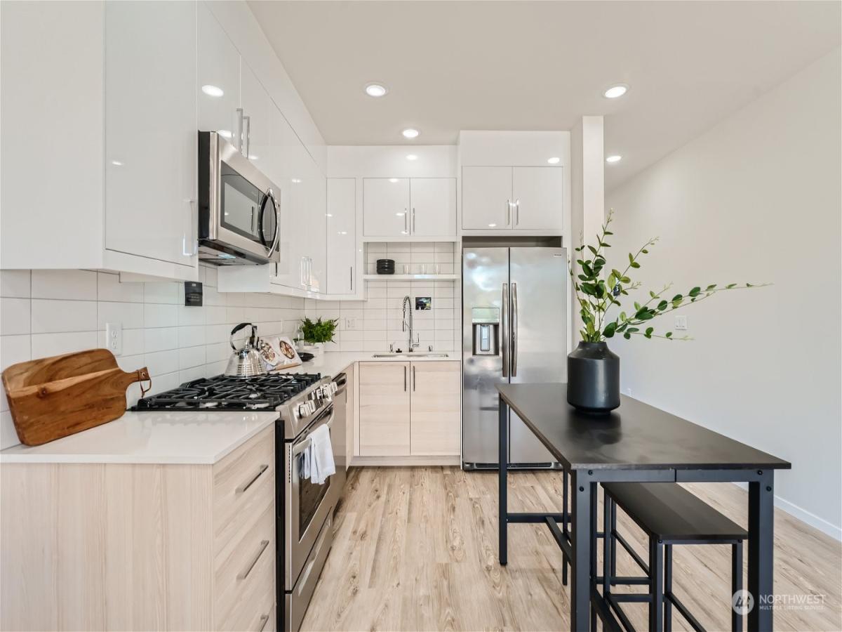 MLS #NWM2145986 image #7