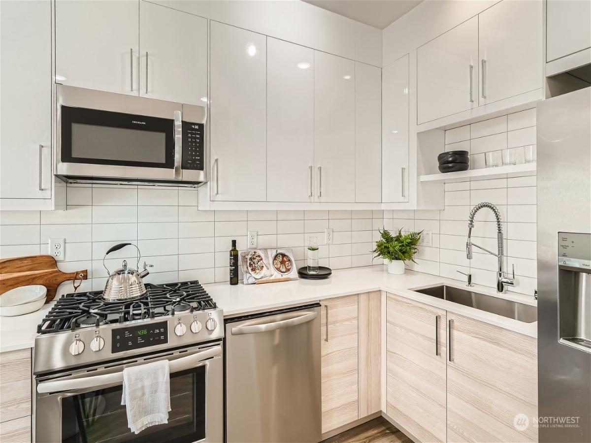 MLS #NWM2145986 image #8