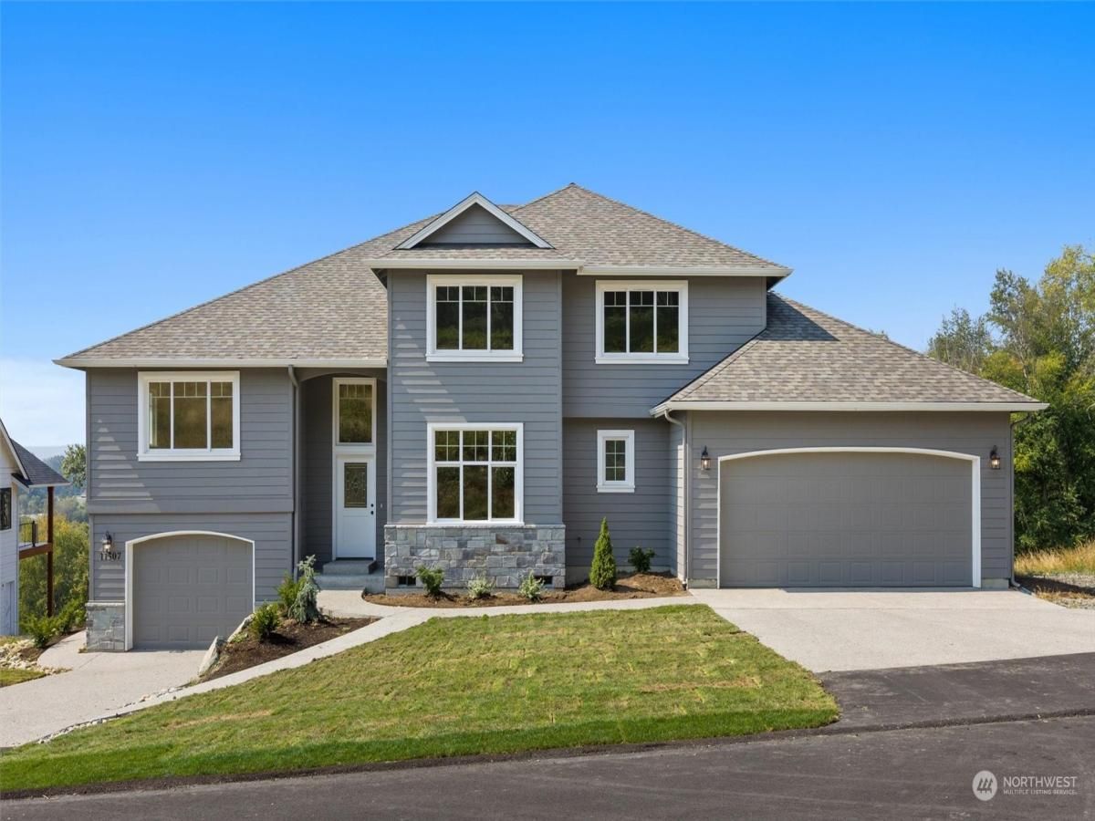 MLS #NWM2155838 image #0