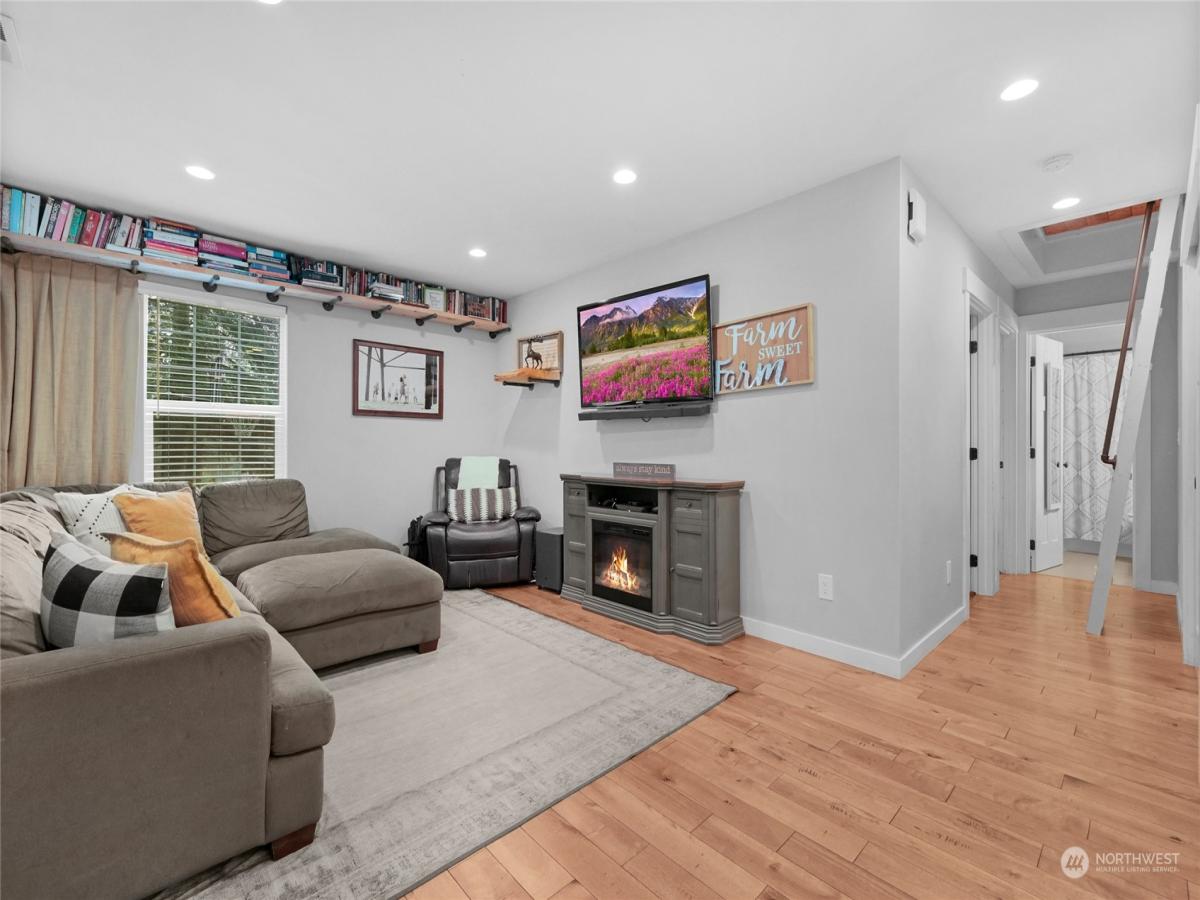 MLS #NWM2156004 image #19