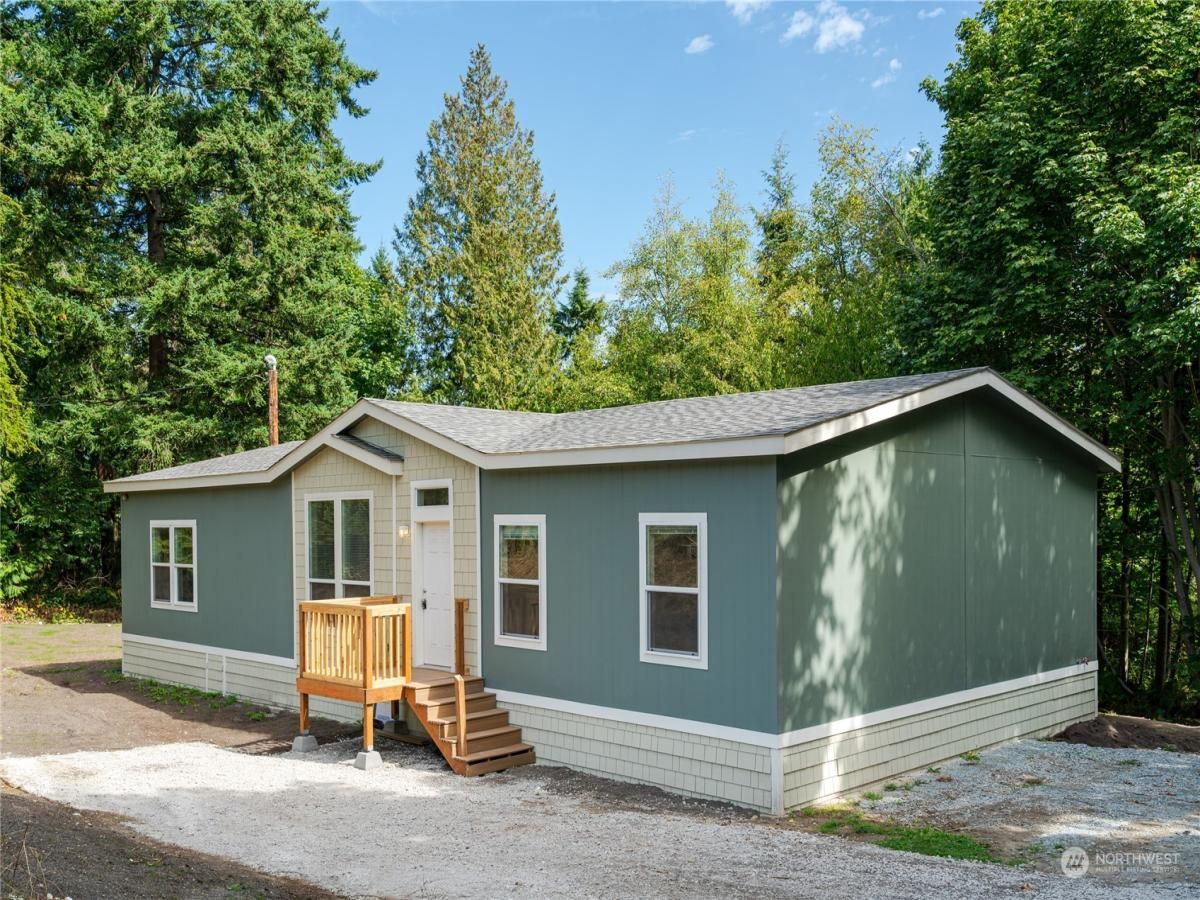 MLS #NWM2159223 image #0