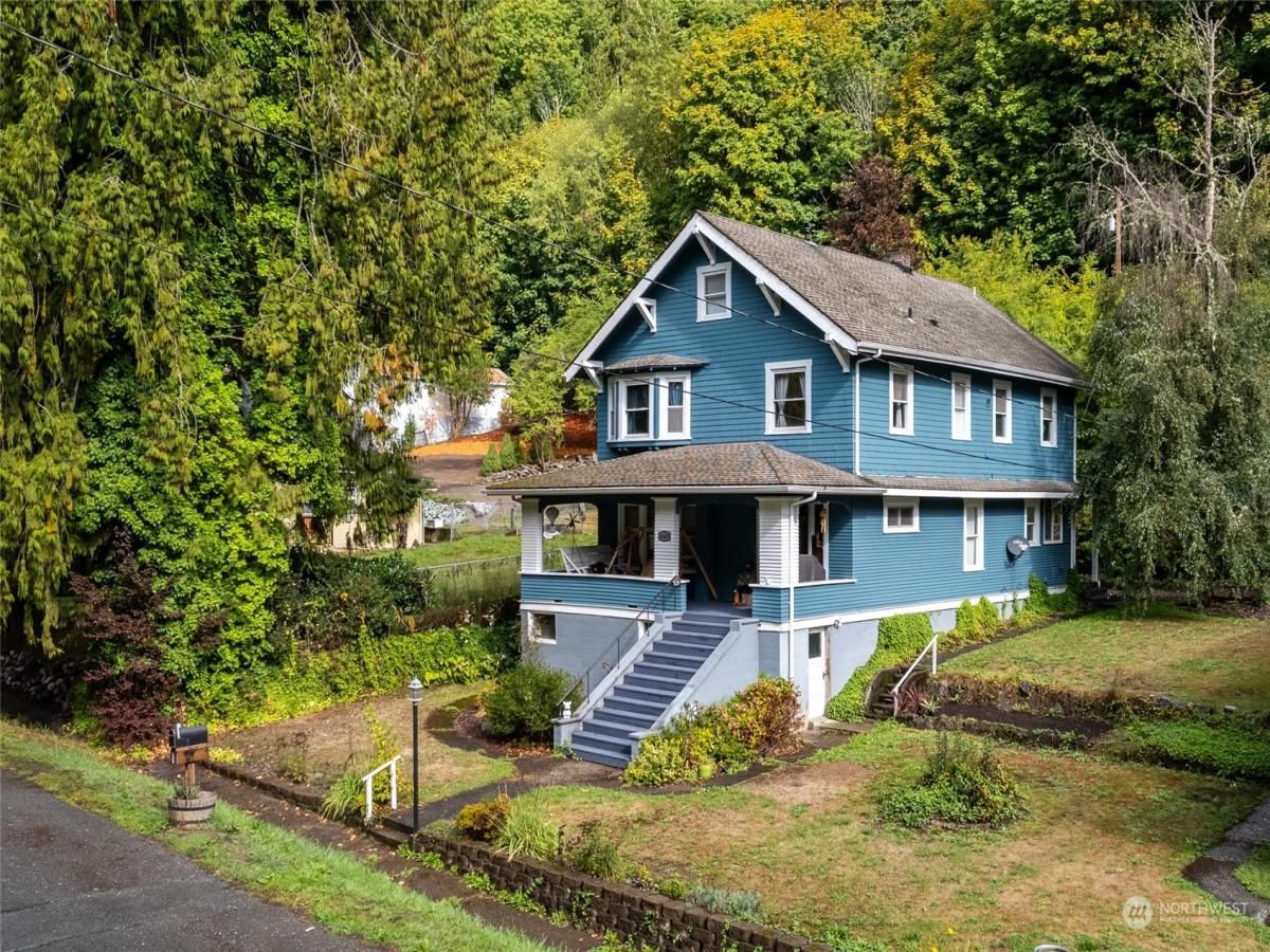 MLS #NWM2165746 image #0