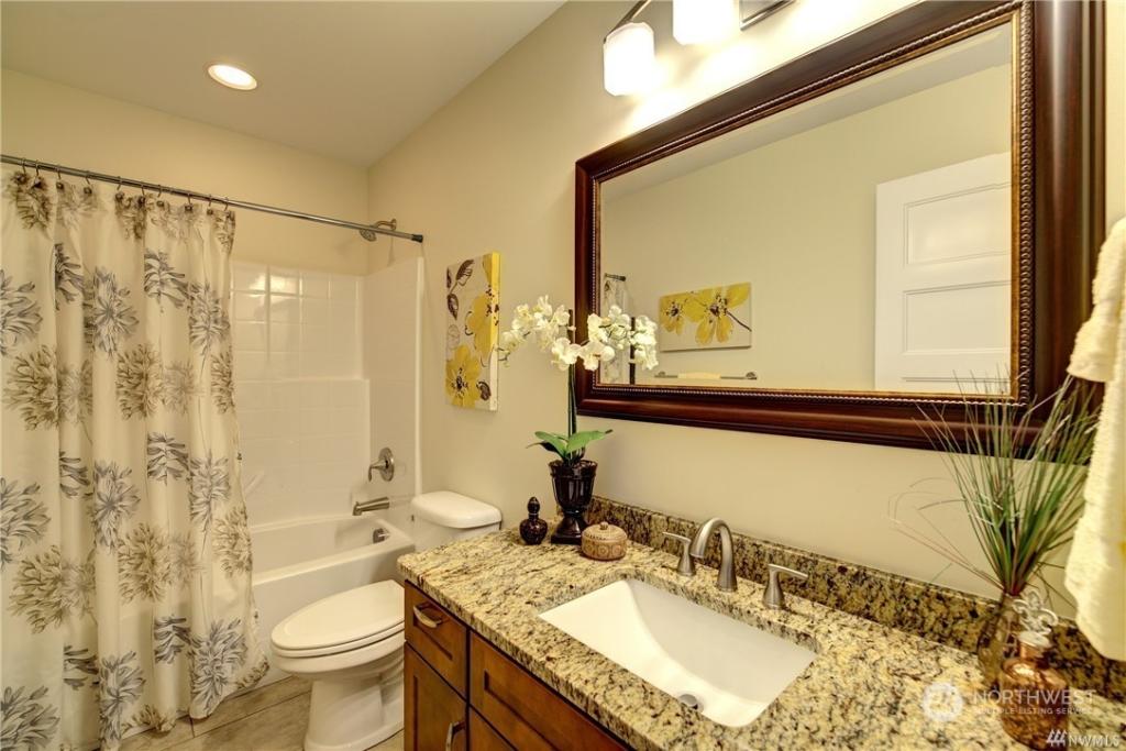MLS #NWM2167061 image #0