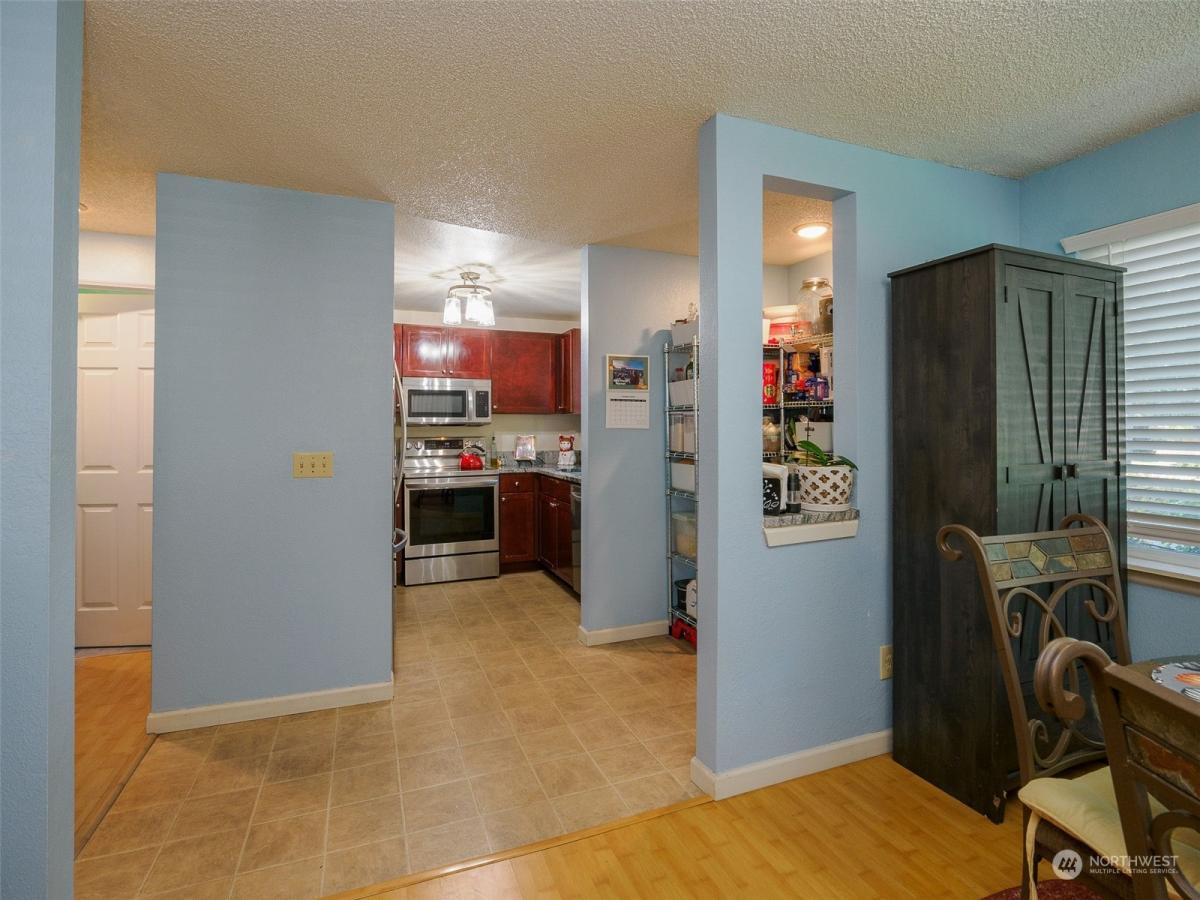MLS #NWM2168847 image #0