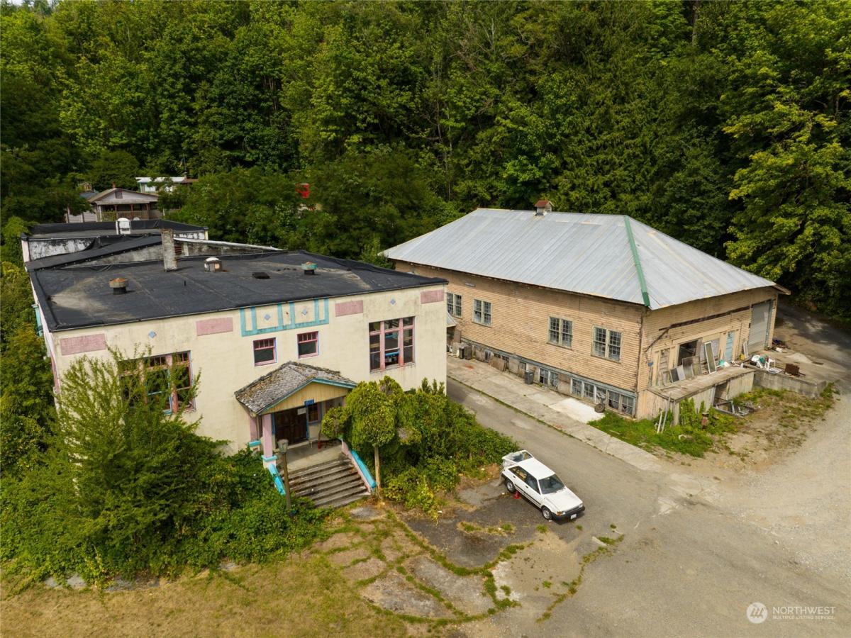 MLS #NWM2173295 image #0
