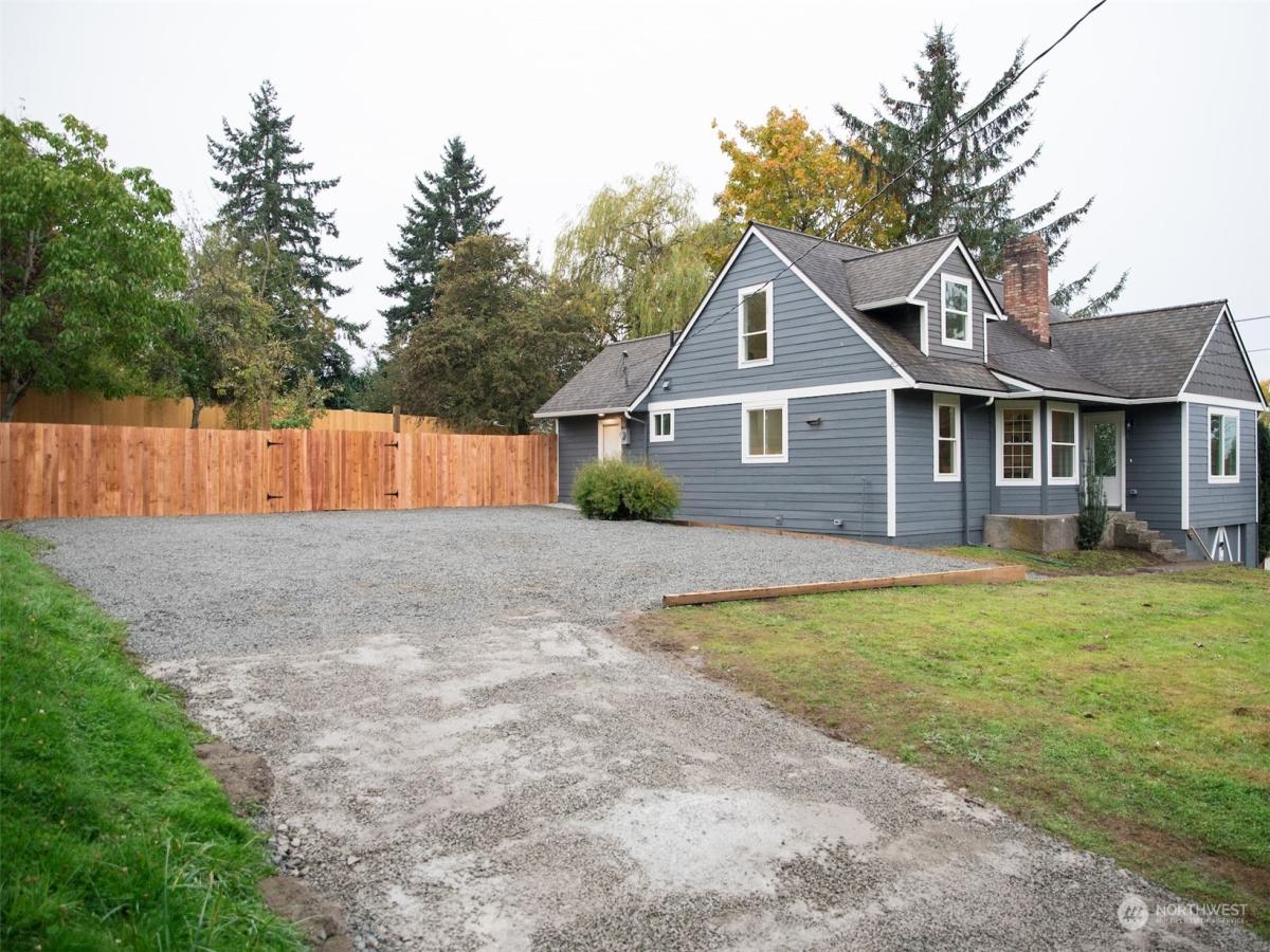 MLS #NWM2177384 image #0