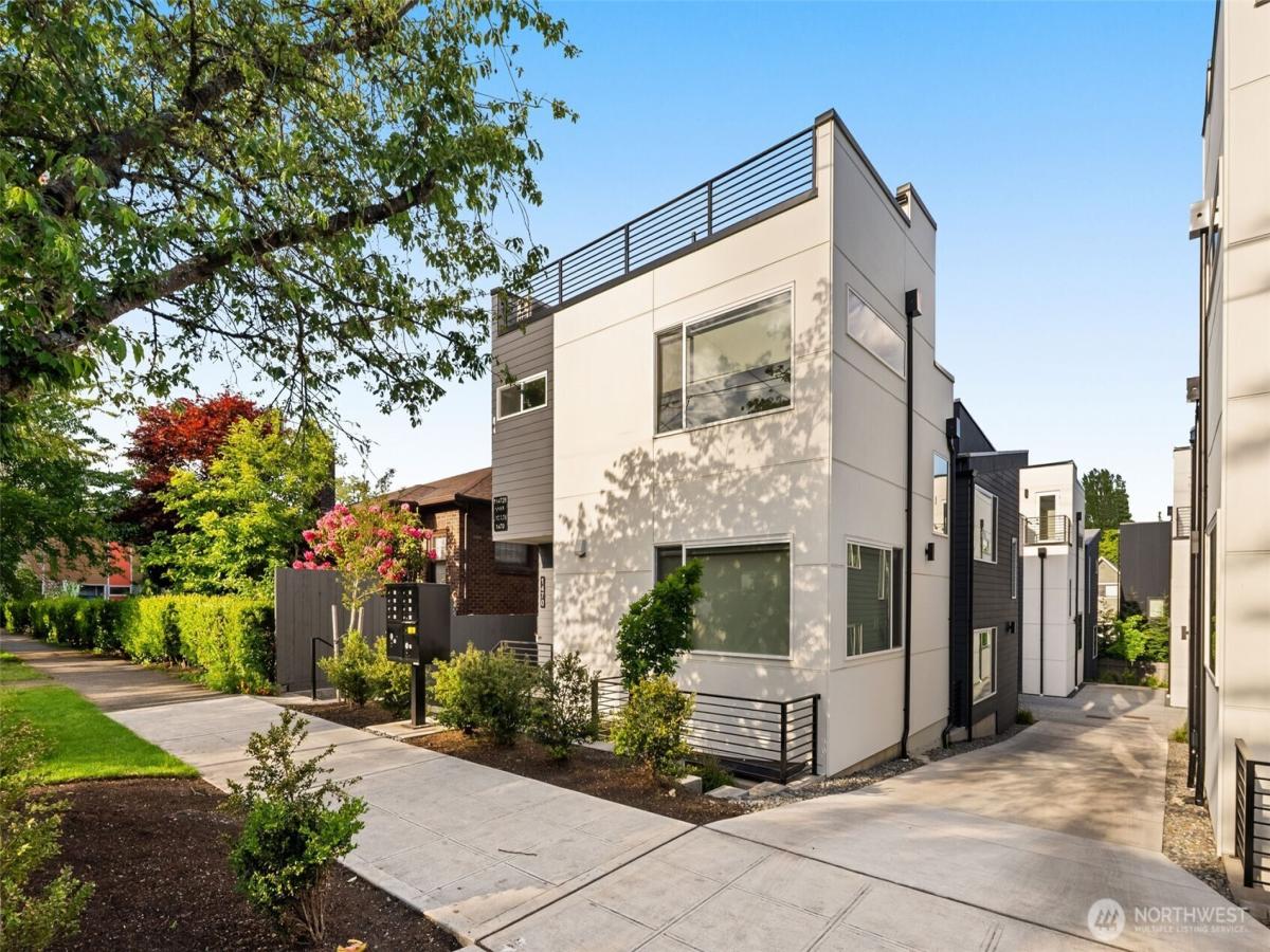 MLS #NWM2186057 image #0