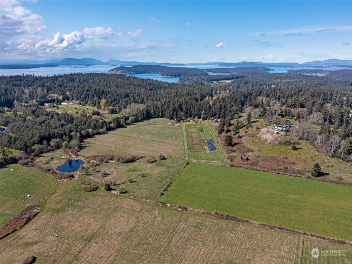 MLS #NWM2192566 image #0