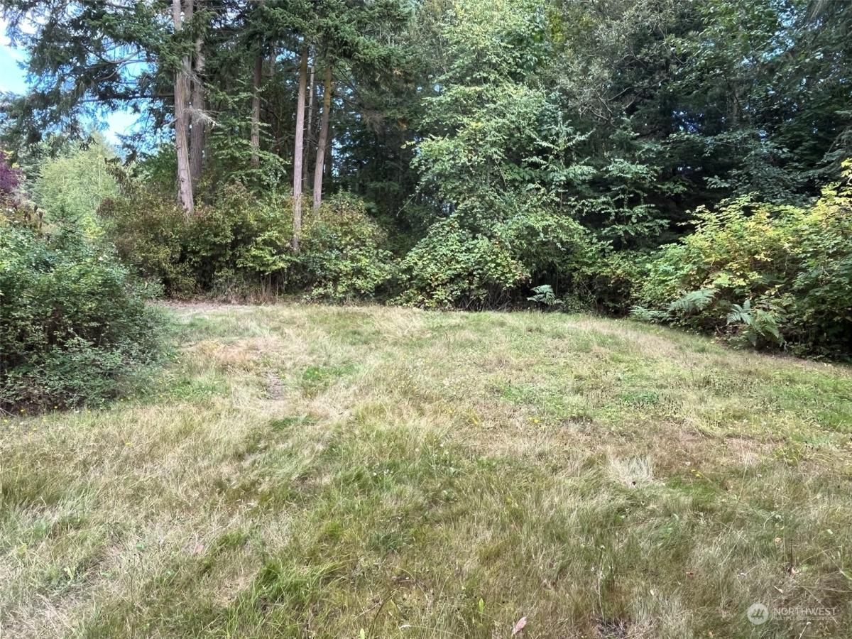 MLS #NWM2201812 image #0