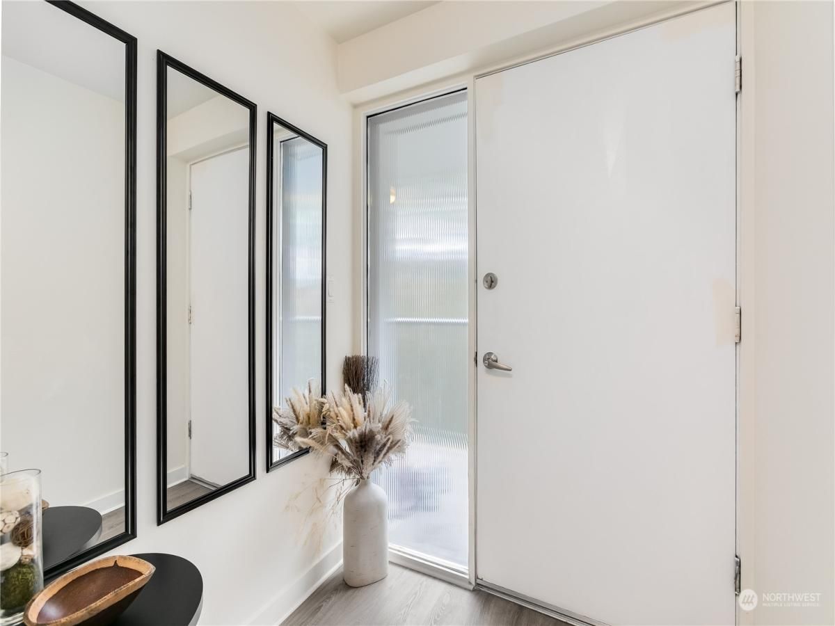 MLS #NWM2209438 image #0