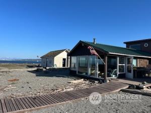 MLS #NWM2213522 image #0