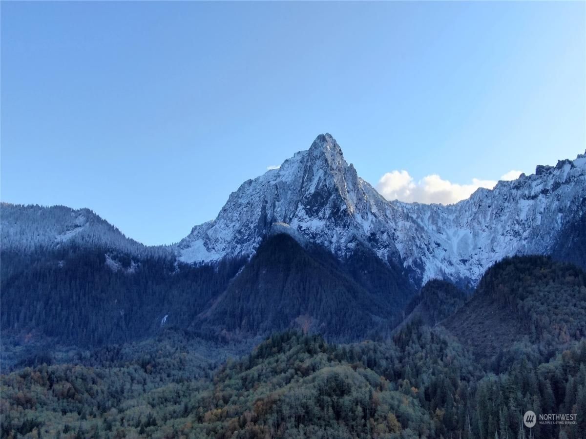 MLS #NWM2217913 image #14