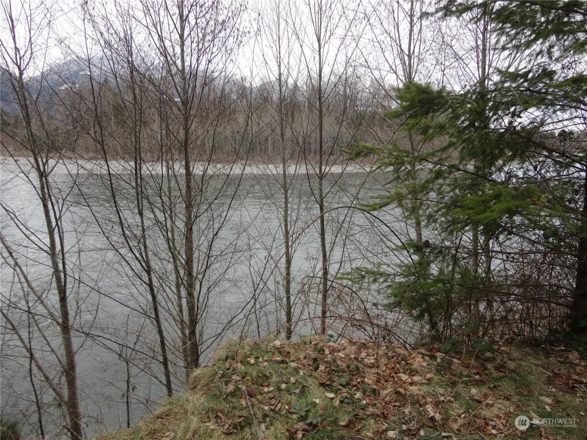 MLS #NWM2226588 image #0