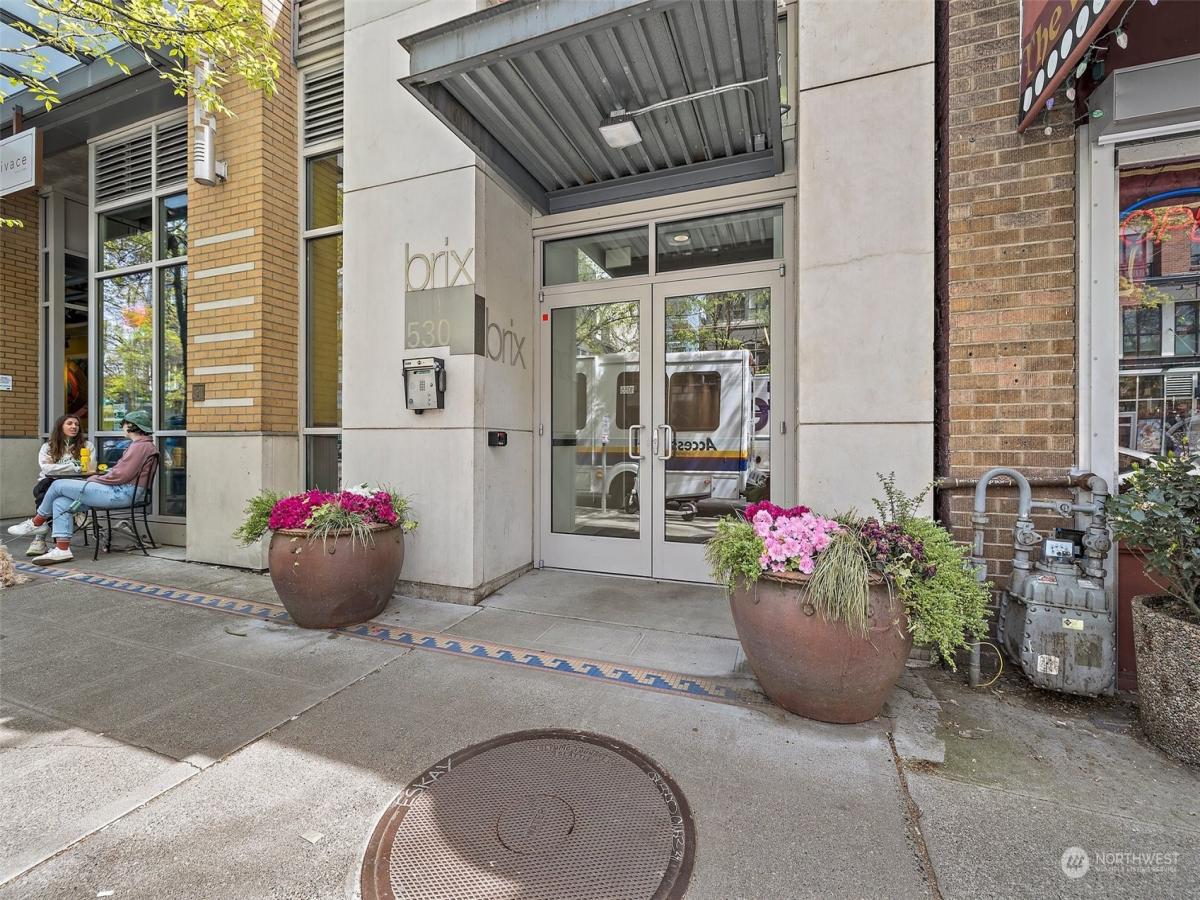 MLS #NWM2227659 image #0