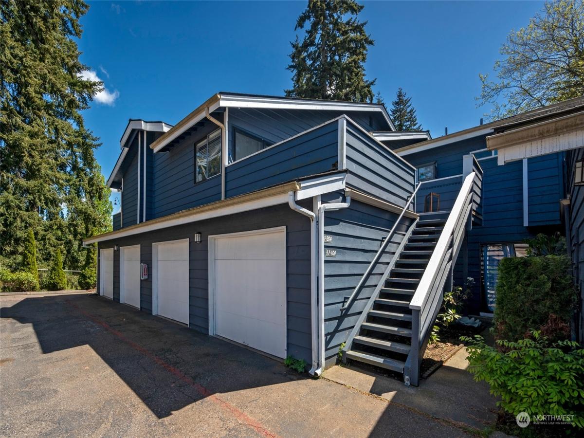 MLS #NWM2236025 image #0