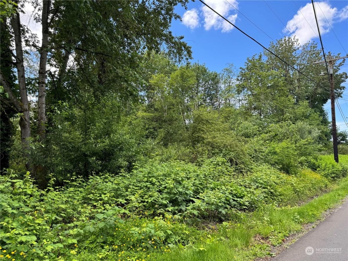 MLS #NWM2245671 image #0