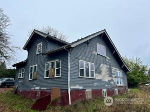 MLS #NWM2247302 image #0