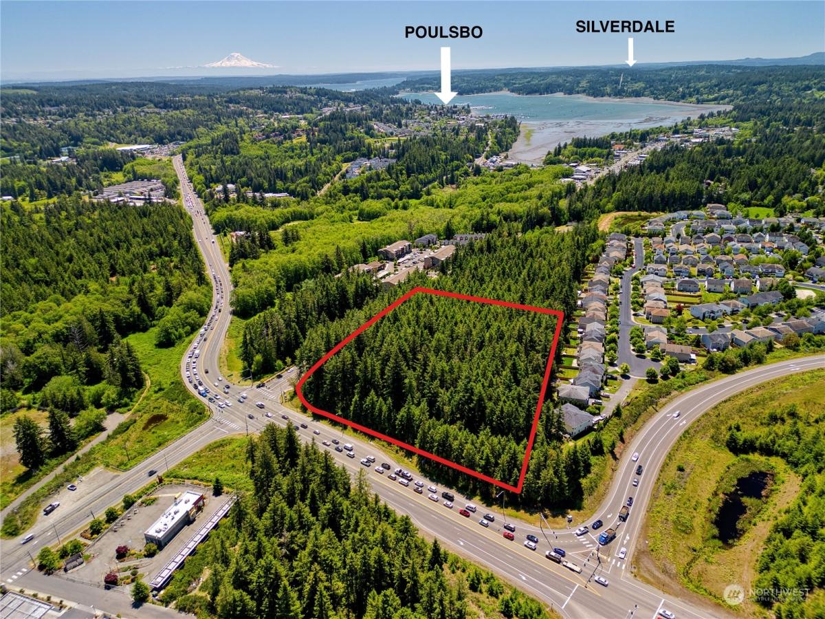 MLS #NWM2253036 image #0