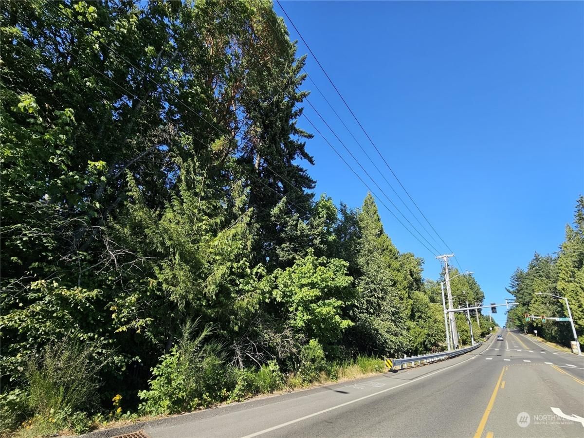MLS #NWM2262241 image #0