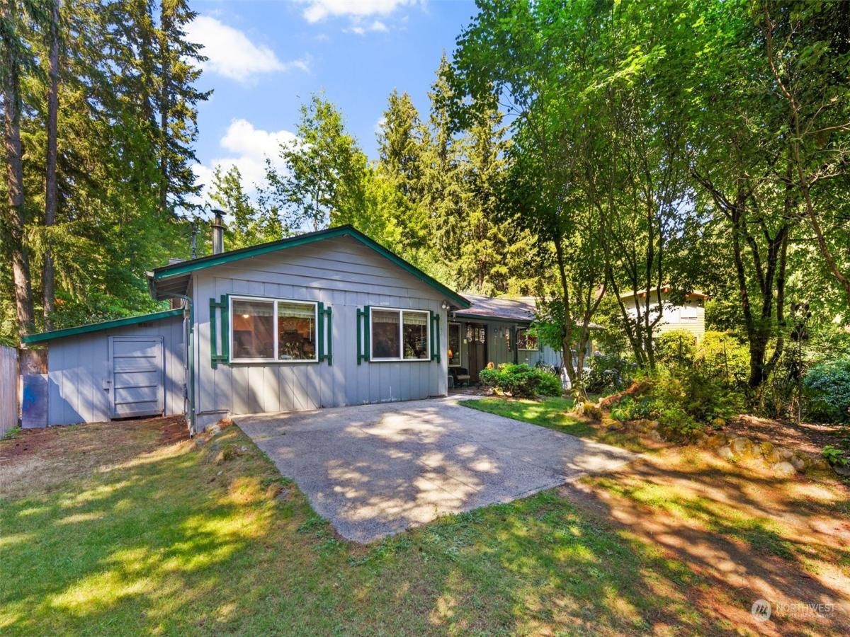 MLS #NWM2265394 image #0