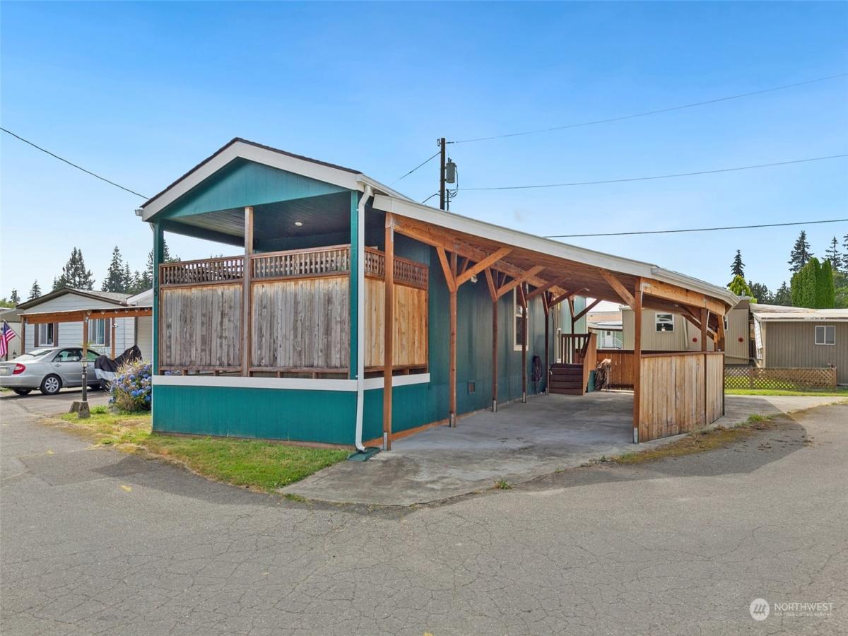 MLS #NWM2274510 image #0