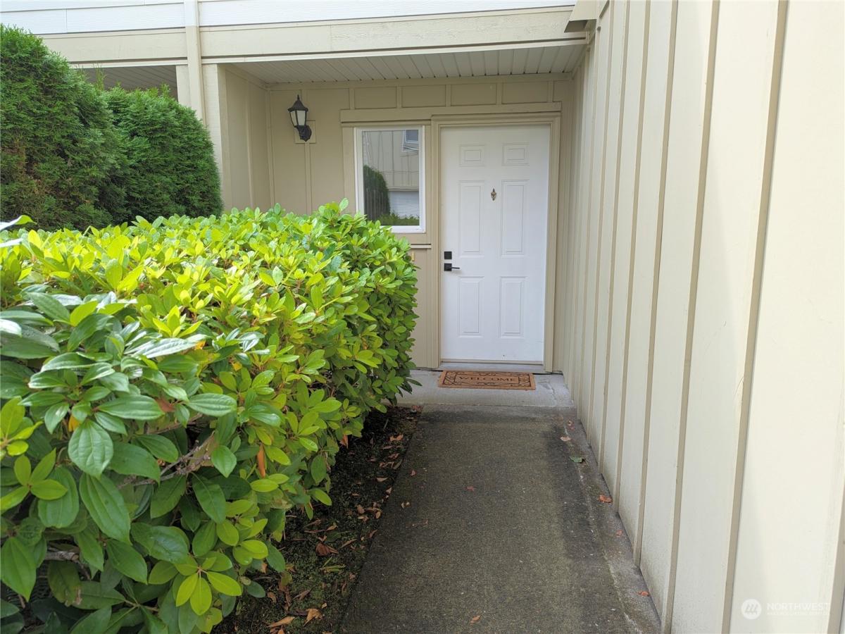 MLS #NWM2277802 image #0