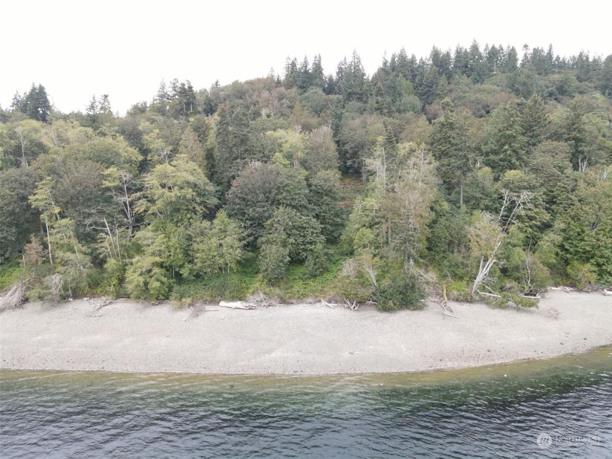 MLS #NWM2288815 image #0