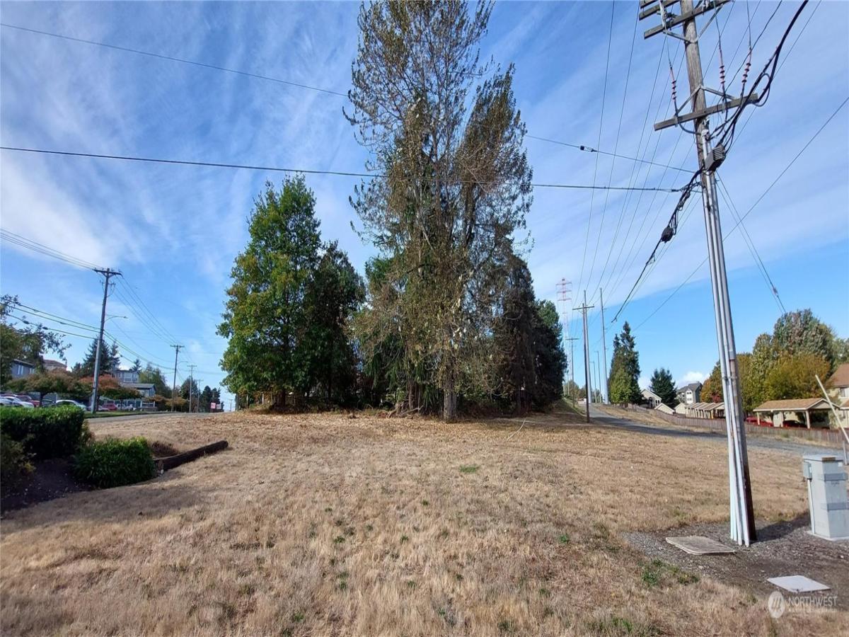 MLS #NWM2289059 image #0