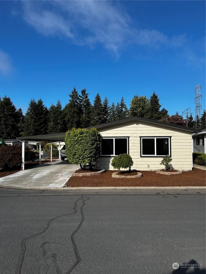 MLS #NWM2289063 image #0