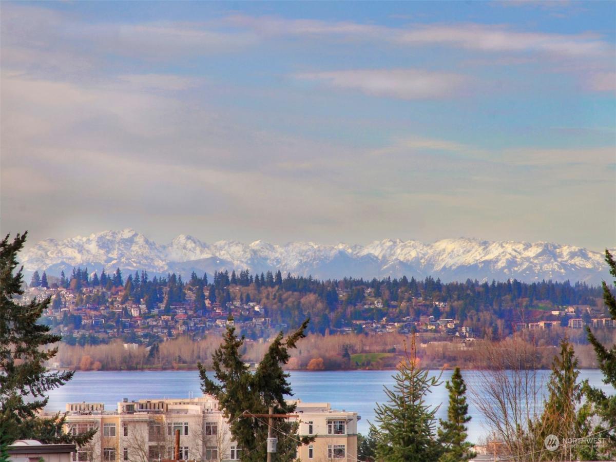 MLS #NWM2289824 image #0