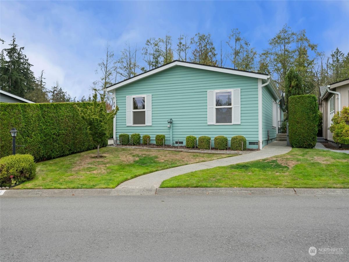 MLS #NWM2297362 image #0