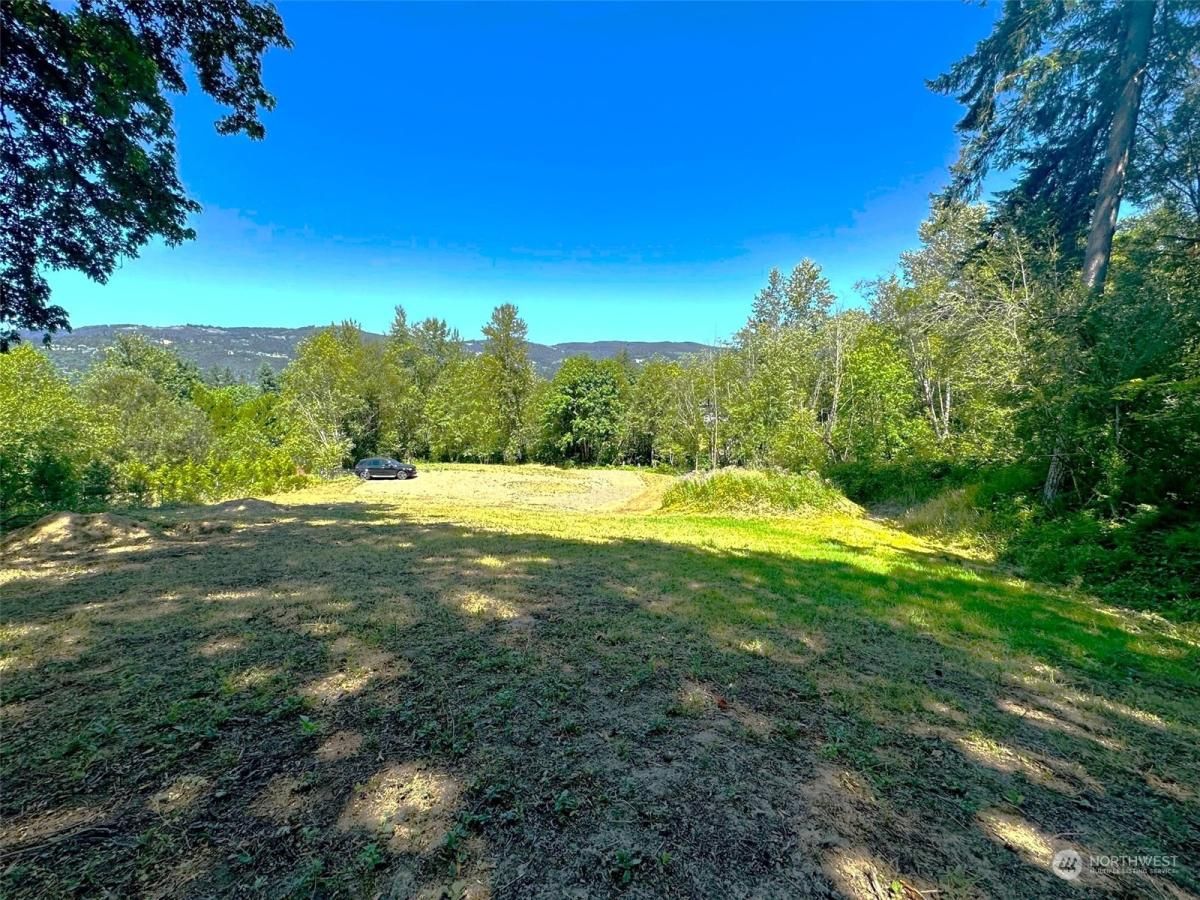 MLS #NWM2299318 image #0