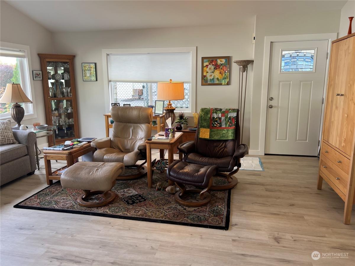 MLS #NWM2303511 image #0
