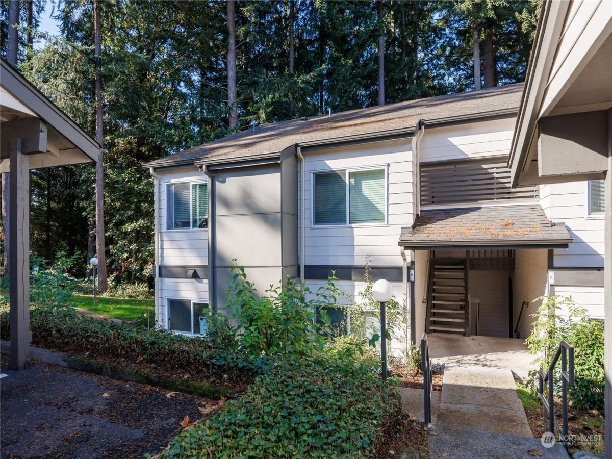 MLS #NWM2304752 image #0